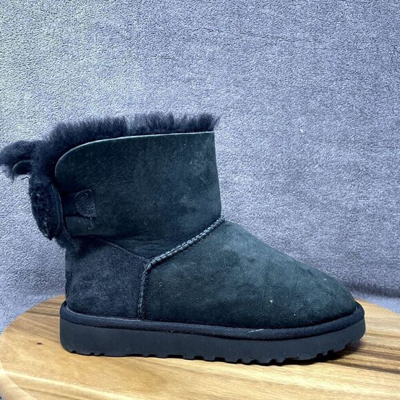 UGG Women's Arielle Classic Boot Heritage Bow Lined Black Slip On Women's Size 6 - Picture 1 of 10